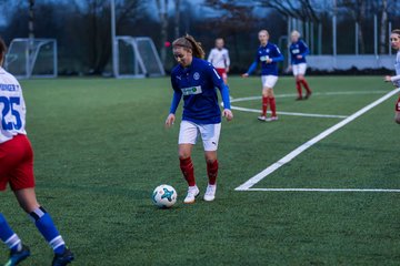 Bild 200 - wBJ Hamburger SV - Holstein Kiel : Ergebnis: 3:2